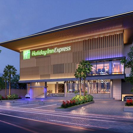 קוטה לומבוק Holiday Inn Express Bali Sunset Road By Ihg מראה חיצוני תמונה