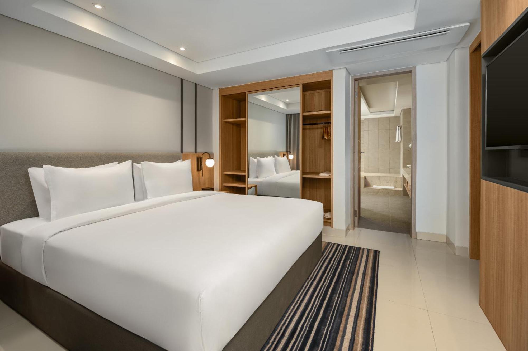 קוטה לומבוק Holiday Inn Express Bali Sunset Road By Ihg מראה חיצוני תמונה