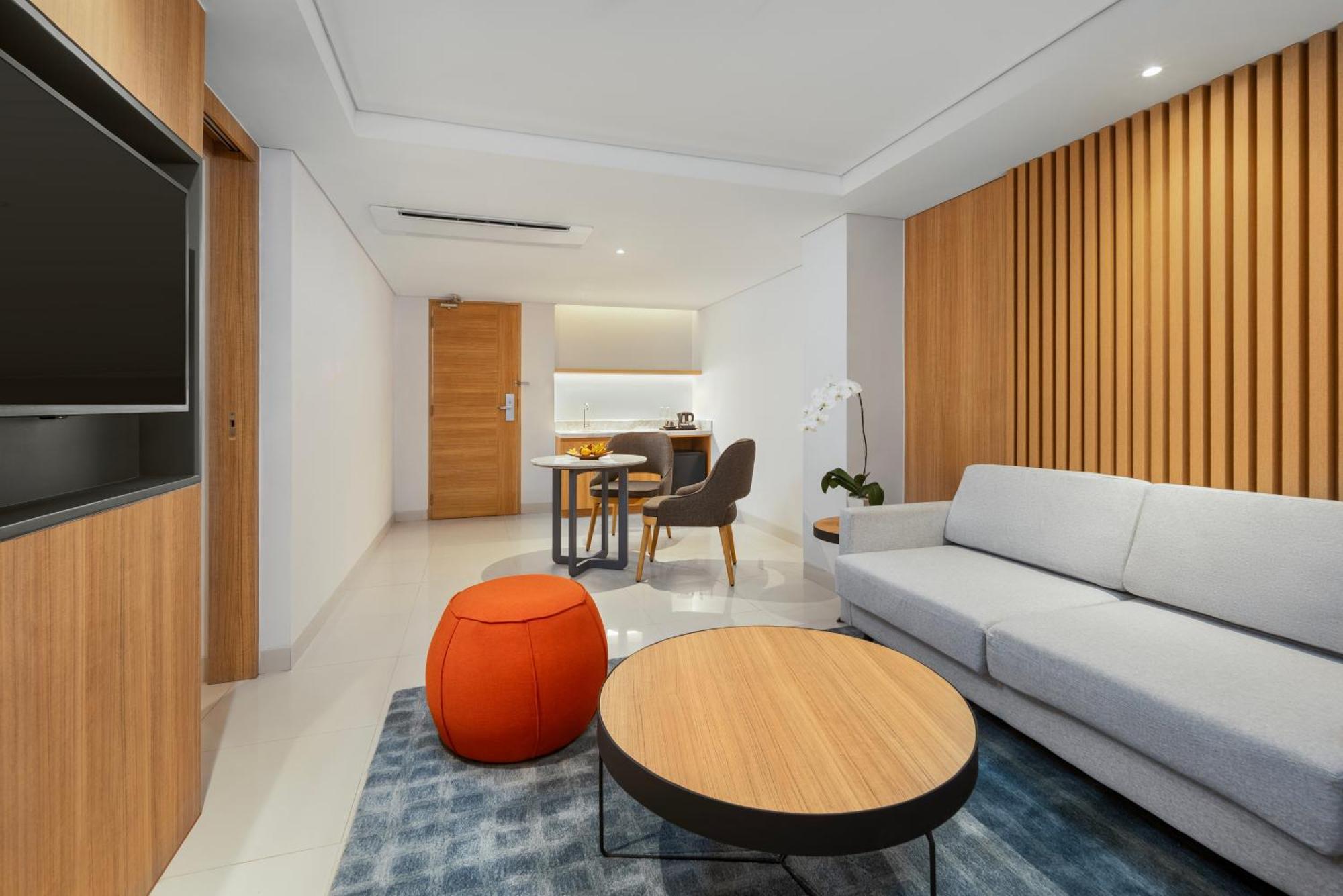 קוטה לומבוק Holiday Inn Express Bali Sunset Road By Ihg מראה חיצוני תמונה