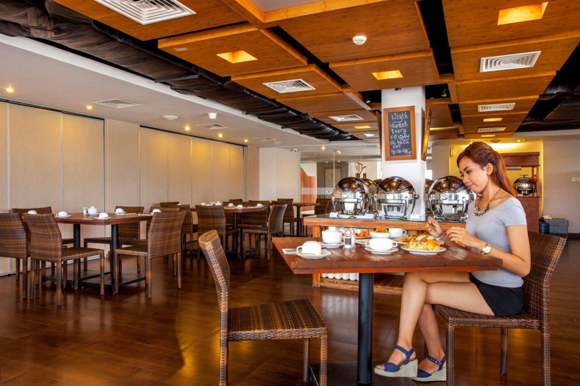 קוטה לומבוק Holiday Inn Express Bali Sunset Road By Ihg מראה חיצוני תמונה